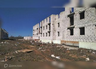 Продаю 2-комнатную квартиру, 57 м2, деревня Губцево, Центральная улица, 15