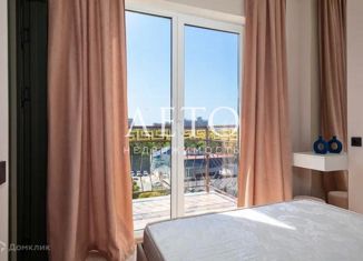 Продам двухкомнатную квартиру, 50 м2, Сочи, улица Ленина, 219/6Б, ЖК Корона