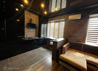 Продам квартиру студию, 39.1 м2, Невинномысск, улица Калинина, 171Б