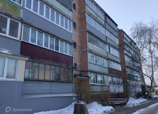 Продаю двухкомнатную квартиру, 48.3 м2, Новоульяновск, переулок Коммунаров, 6