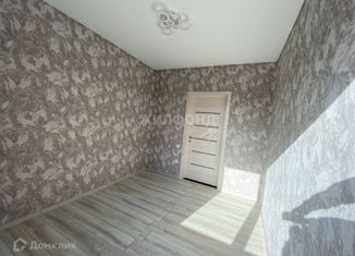Продается двухкомнатная квартира, 57 м2, Георгиевск, улица Ермолова, 35