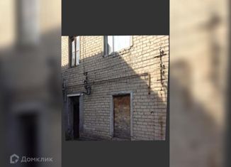 Продается 2-комнатная квартира, 52 м2, Шахты, улица Ионова, 182А