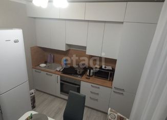 Продается 2-ком. квартира, 57 м2, Арск, улица Максима Горького, 48