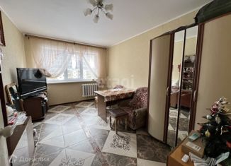 Продам 3-комнатную квартиру, 69 м2, Екатеринбург, метро Чкаловская, Онежская улица, 9