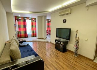 Продажа трехкомнатной квартиры, 91.6 м2, Астраханская область, улица Сун Ят-Сена, 63