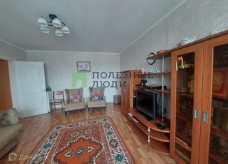 Продажа двухкомнатной квартиры, 51.4 м2, Березники, улица Парижской Коммуны, 54