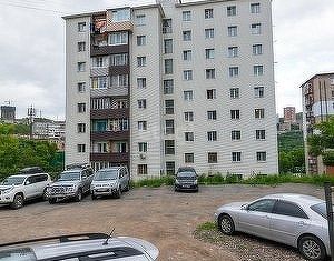 Сдам 1-комнатную квартиру, 14 м2, Владивосток, Луговая улица, 83, Ленинский район