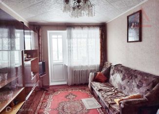 Продается 2-комнатная квартира, 48 м2, Еманжелинск, улица Гагарина, 8