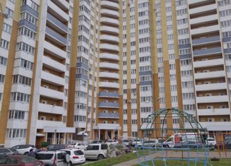 Продается 1-комнатная квартира, 39 м2, деревня Жилина, улица Генерала Лаврова, 6