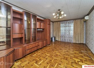 Продам 3-ком. квартиру, 78 м2, Краснодар, улица 30-й Иркутской Дивизии, 11, улица 30-й Иркутской Дивизии