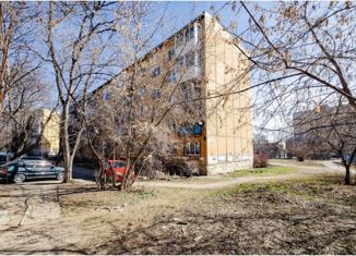 Продаю двухкомнатную квартиру, 43 м2, Екатеринбург, Братская улица, 19, Братская улица