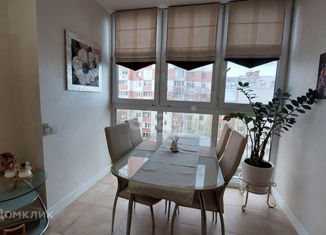 Сдам 1-ком. квартиру, 43 м2, Воронеж, улица Хользунова, 38/4, ЖК Острова