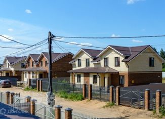 Продажа таунхауса, 115 м2, деревня Алешково, 8-й Лучистый проезд
