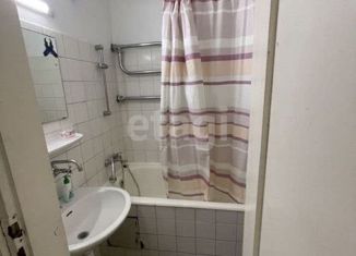 Продаю 1-ком. квартиру, 30 м2, поселок Воротынск, улица 50 лет Победы, 9