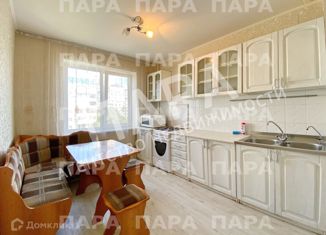 Сдается трехкомнатная квартира, 70 м2, Самара, улица Тухачевского, 44, Железнодорожный район