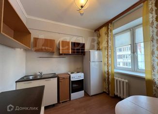 Продается 1-комнатная квартира, 38 м2, Тюмень, улица Мельникайте, 125Б