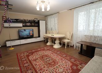 Продается двухкомнатная квартира, 60 м2, Тюменская область, улица Домостроителей, 16А