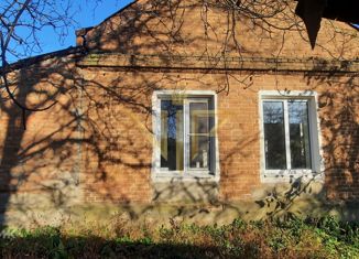 Продажа дома, 30 м2, поселок городского типа Гирей, улица Ватутина, 6