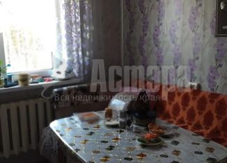 Продажа 2-ком. квартиры, 50 м2, поселок городского типа Атамановка, улица Гагарина, 8