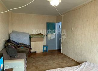 Продаю 1-комнатную квартиру, 32.5 м2, Новосибирск, метро Золотая Нива, улица Шекспира, 10