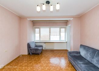 Продаю 2-комнатную квартиру, 58.4 м2, Тюменская область, улица Дзержинского, 24