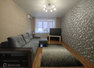 Продается трехкомнатная квартира, 57.5 м2, Волгоград, улица Генерала Штеменко, 54