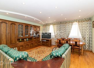 Продается 4-ком. квартира, 143.1 м2, Владимир, улица Комиссарова, 28, район Доброе