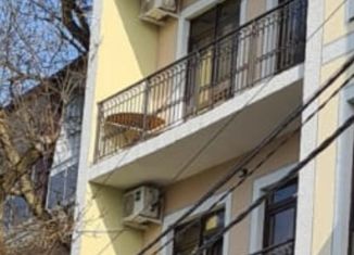 Двухкомнатная квартира на продажу, 60 м2, село Кабардинка, микрорайон Жемчужный, 3