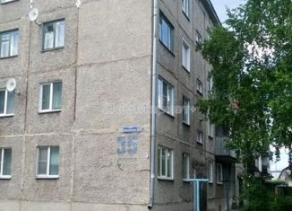 2-комнатная квартира на продажу, 47.4 м2, село Безруково, Коммунальная улица, 35