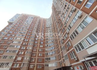 Продается двухкомнатная квартира, 73.7 м2, Краснодар, Кубанская улица, 52, Кубанская улица