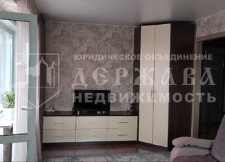 Продается 2-комнатная квартира, 47.6 м2, Юрга, улица Мира, 3