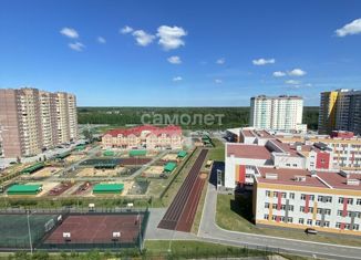 Продажа двухкомнатной квартиры, 61.2 м2, Тобольск, 15-й микрорайон, 31