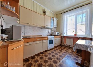 Трехкомнатная квартира на продажу, 60 м2, поселок Новый, Индустриальная улица, 1