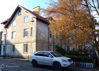Продаю 4-ком. квартиру, 94 м2, Зеленоградск, Октябрьская улица, 3