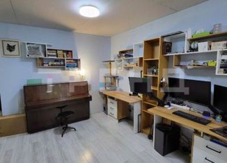 Продажа 3-комнатной квартиры, 42 м2, Санкт-Петербург, проспект Народного Ополчения, 35, метро Ленинский проспект