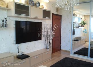 Продаю 3-ком. квартиру, 76 м2, Москва, улица Грекова, 5, улица Грекова