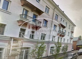 Продается трехкомнатная квартира, 73 м2, Лысьва, улица Мира, 14