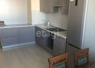 Сдается в аренду 2-ком. квартира, 66 м2, Тюмень, Кремлёвская улица, 112к2, ЖК Плеханово