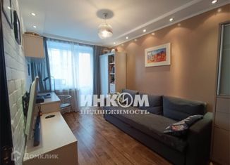 Продаю 3-ком. квартиру, 55 м2, Москва, Сеславинская улица, 16к1, Сеславинская улица