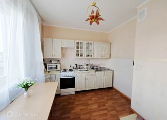 Продажа 3-комнатной квартиры, 76.9 м2, Курская область, проспект Вячеслава Клыкова, 75