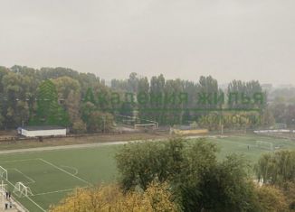 Продаю 2-ком. квартиру, 34 м2, Энгельс, 1-й микрорайон, 13А