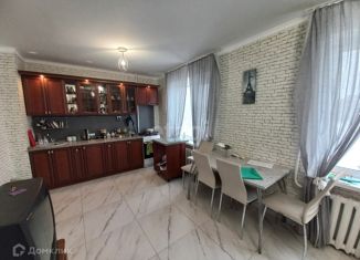 Продаю трехкомнатную квартиру, 66 м2, Ярцево, Автозаводская улица, 14
