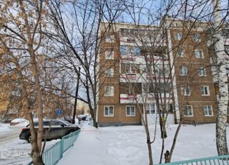 Продажа четырехкомнатной квартиры, 76 м2, Первоуральск, улица Ленина, 17