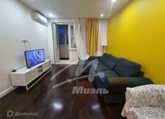 Сдам в аренду 2-комнатную квартиру, 60 м2, Московский, улица Атласова, 5