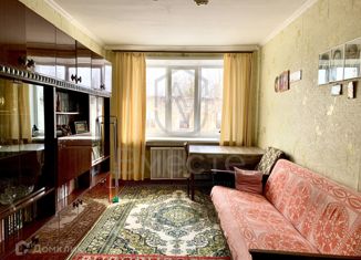 Продаю 2-ком. квартиру, 36.2 м2, Новосибирск, улица Бурденко, 15, улица Бурденко