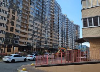 Продаю 2-ком. квартиру, 70 м2, Краснодар, Душистая улица, 79к2, ЖК Дуэт