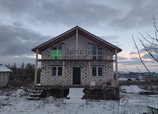 Дом на продажу, 236 м2, посёлок городского типа Базарный Карабулак, улица Мира, 1