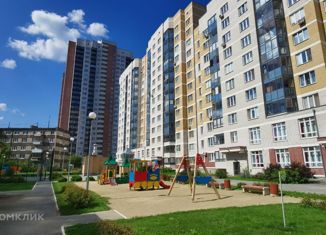 Продаю 2-комнатную квартиру, 66 м2, Екатеринбург, Машинная улица, 44к1, ЖК Гольфстрим