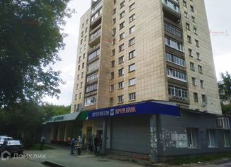 Продам 2-ком. квартиру, 45.9 м2, Екатеринбург, улица Блюхера, 59, метро Динамо