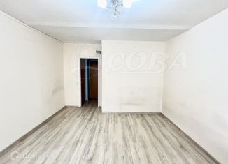 Продаю однокомнатную квартиру, 18 м2, Тюменская область, улица Республики, 239